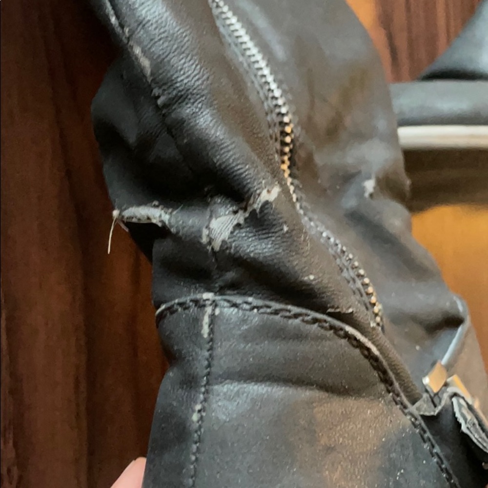 Flat Distressed Boots w/ Buckles - Picture 3 of 14
